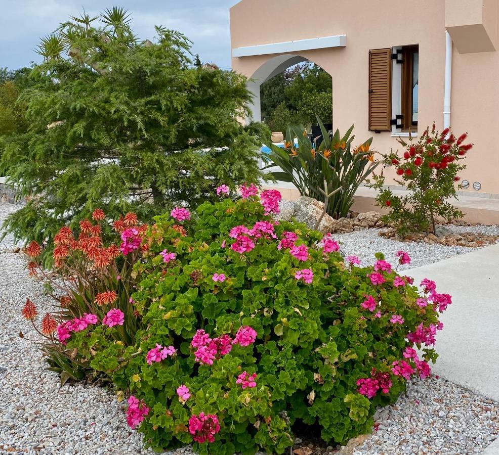 Villa Lp Kokkino Chorio Buitenkant foto