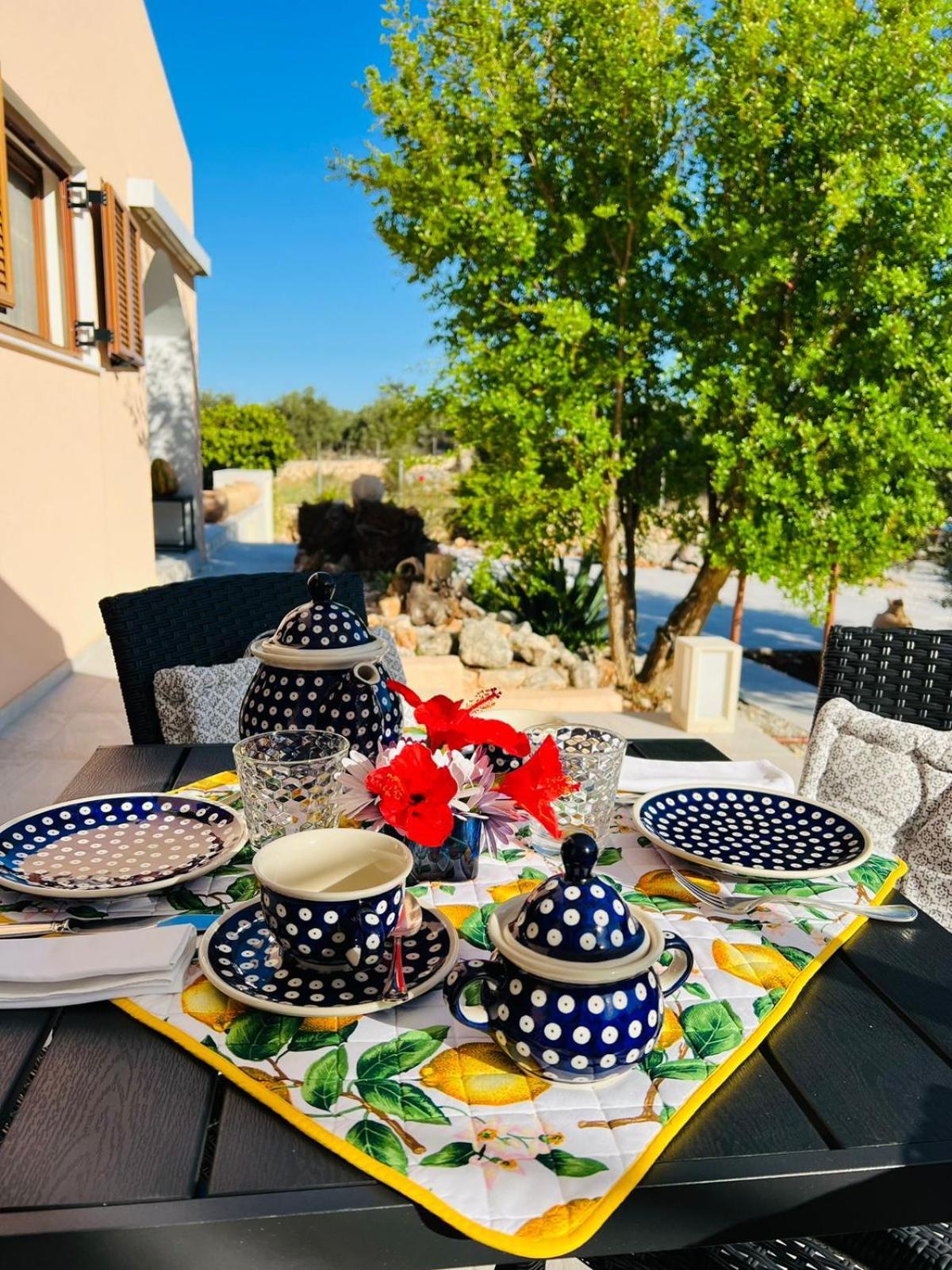Villa Lp Kokkino Chorio Buitenkant foto